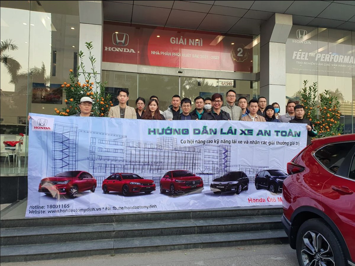 Honda Ô tô Mỹ Đình cảm ơn quý khách hàng đã tham dự buổi tập huấn Lái xe an toàn 2023