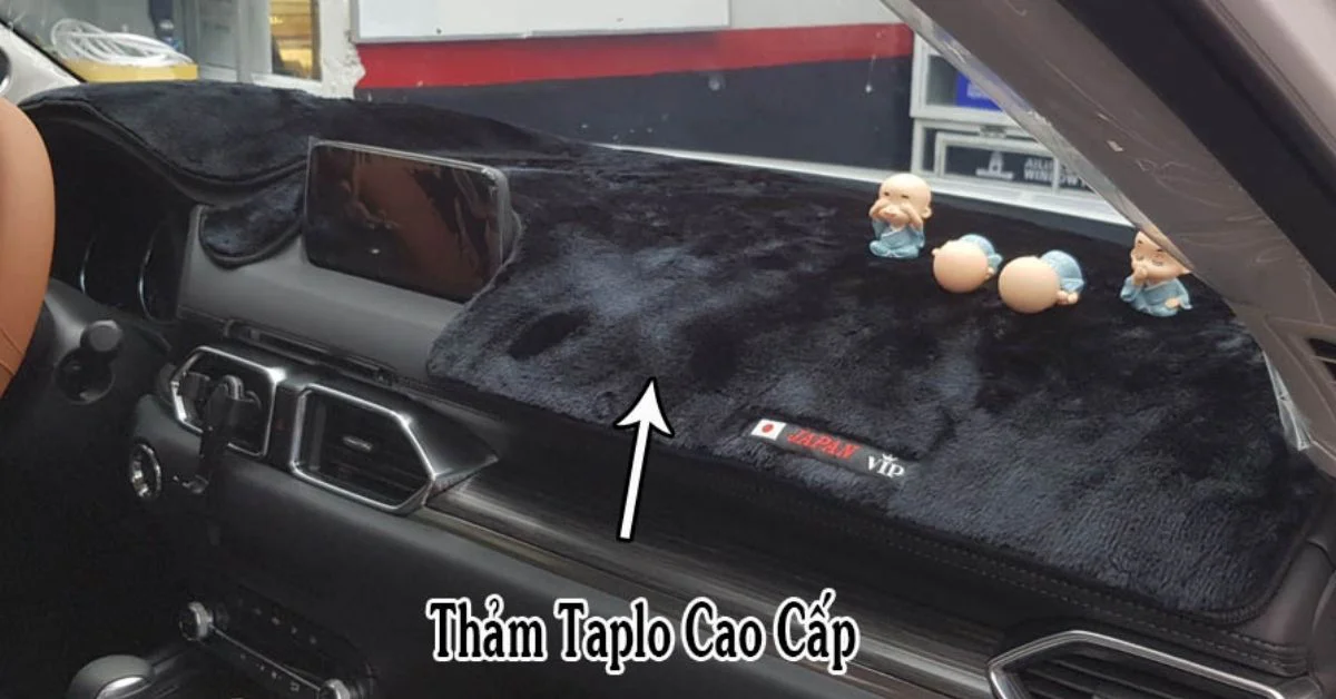 Đặt thêm thảm Taplo giúp nội thất CRV trở nên sang trọng và đảm bảo an toàn khi lái xe (Ảnh: Sưu tầm Internet)