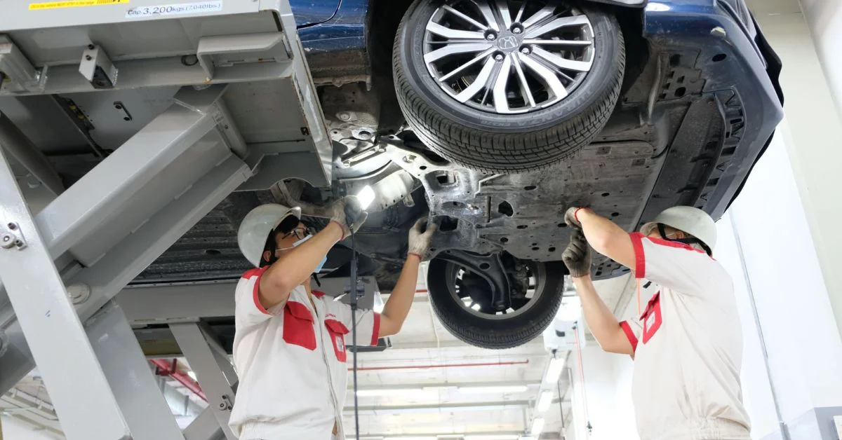 Quy trình lắp đặt lốp xe Honda City đảm bảo chất lượng. (Ảnh: Honda Ôtô Mỹ Đình)
