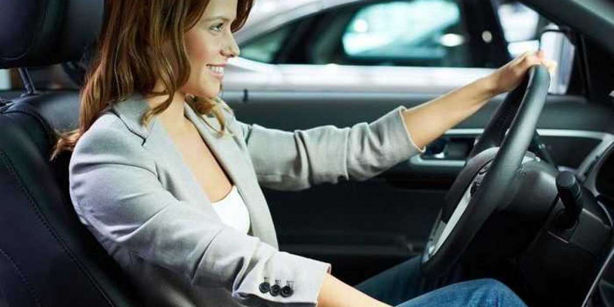 Chỉnh ghế lái đúng sẽ giúp bạn thoải mái khi điều khiển xe (Ảnh: Sưu tầm Internet)
