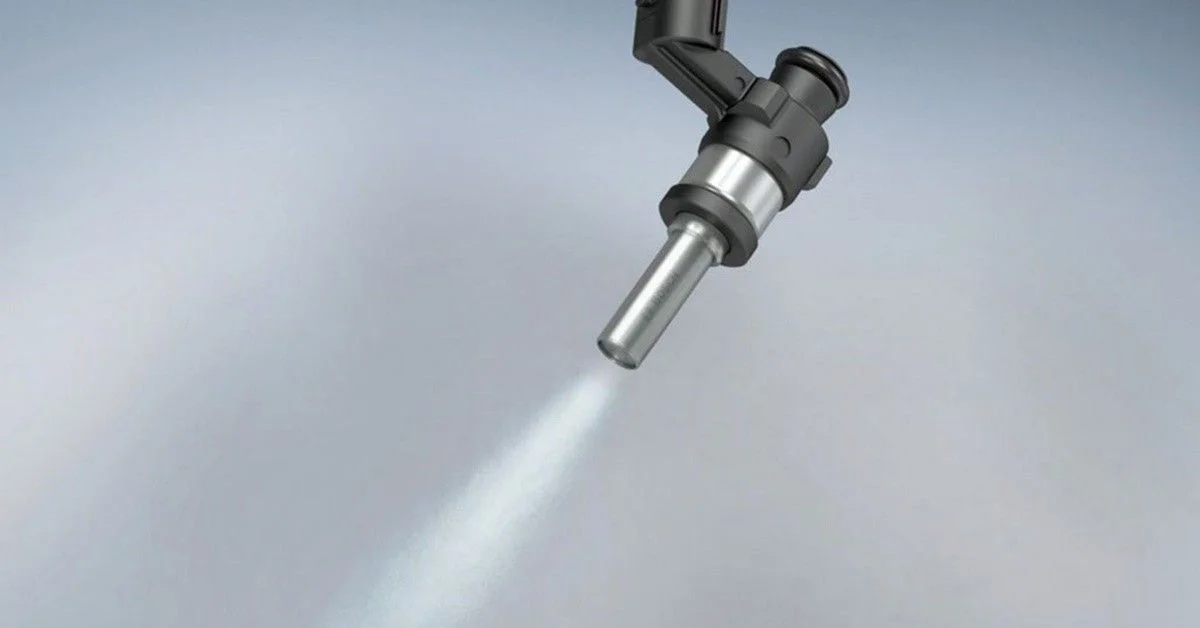 Kim phun xăng bị tắc khiến xăng không xuống được động cơ (Ảnh: Sưu tầm Internet)