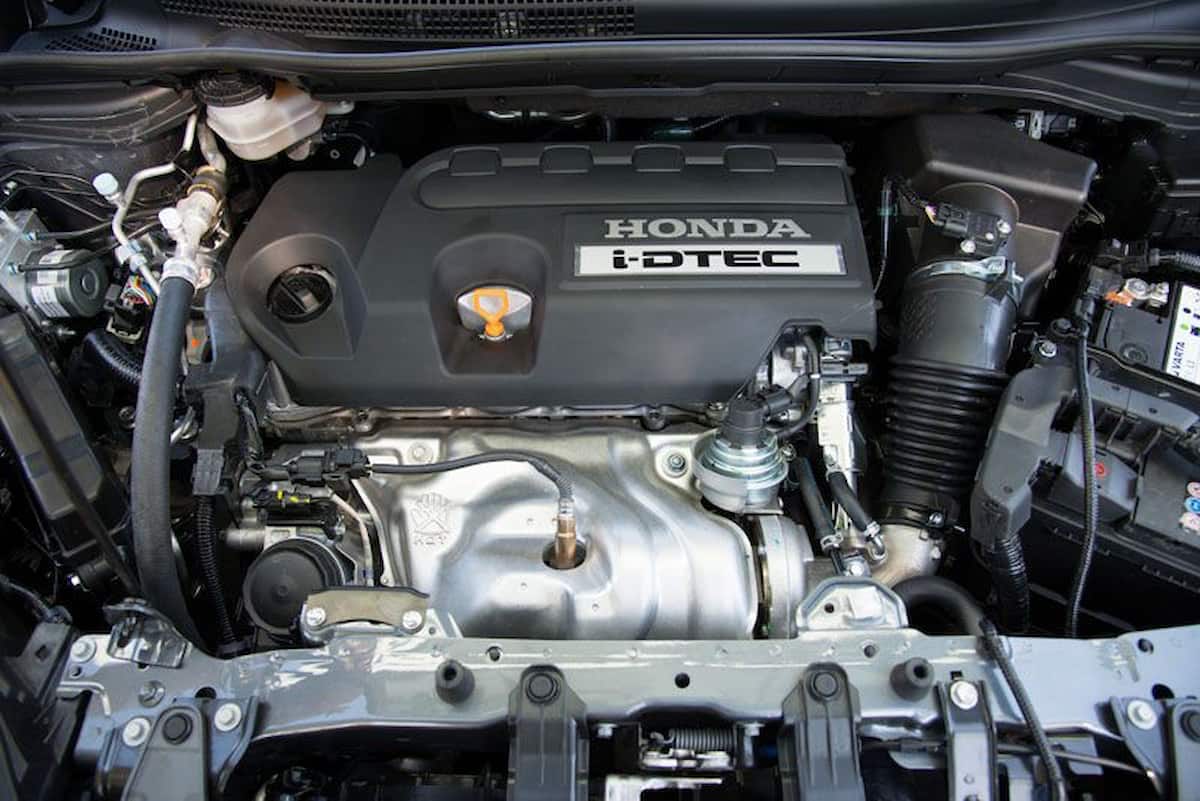 Ô tô hiện tại có phun xăng trực tiếp GDI phổ biến hơn phun xăng điện tử EFI (Ảnh: Sưu tầm internet) 