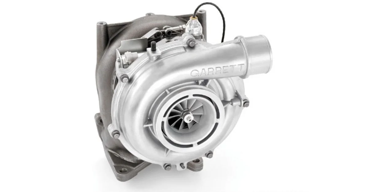 Turbocharger giúp tăng áp suất khí sạch nạp vào động cơ (Ảnh: Sưu tầm Internet)