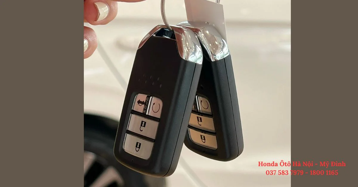 Chìa khoá thông minh và khởi động bằng nút bấm (Ảnh: Honda Ô tô Mỹ Đình)
