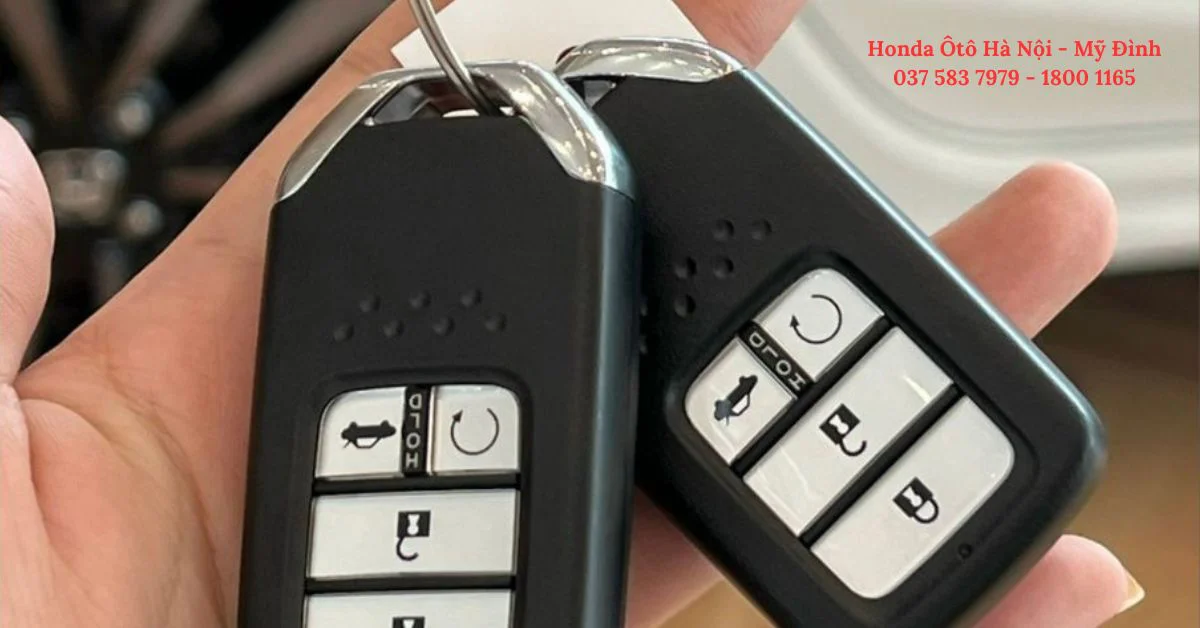 Chìa khóa xe Honda City RS 2023 được mã hóa chống trộm và hệ thống báo động (Ảnh: Honda Việt Nam)