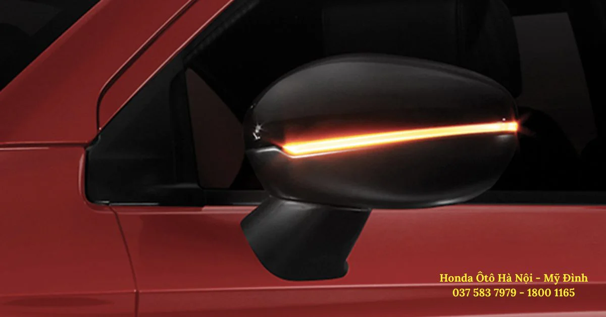 Gương chiếu hậu tích hợp đèn báo rẽ LED hiện tại (Ảnh: Honda Việt Nam)