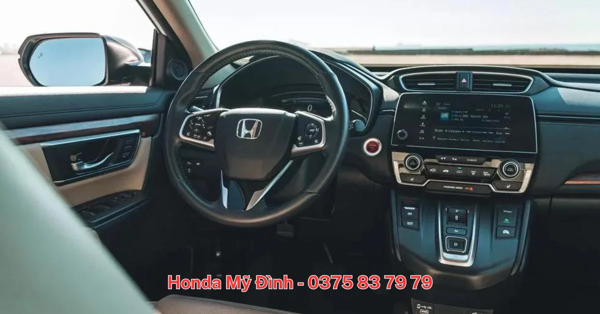 Honda CRV phiên bản E sử dụng màn hình cảm ứng 5 inch cùng công nghệ IPS. 