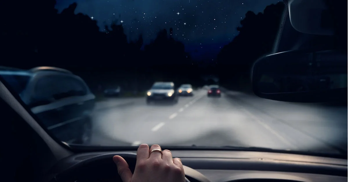 Khó quan sát khi lái xe ban đêm (Ảnh: Sưu tầm Internet)