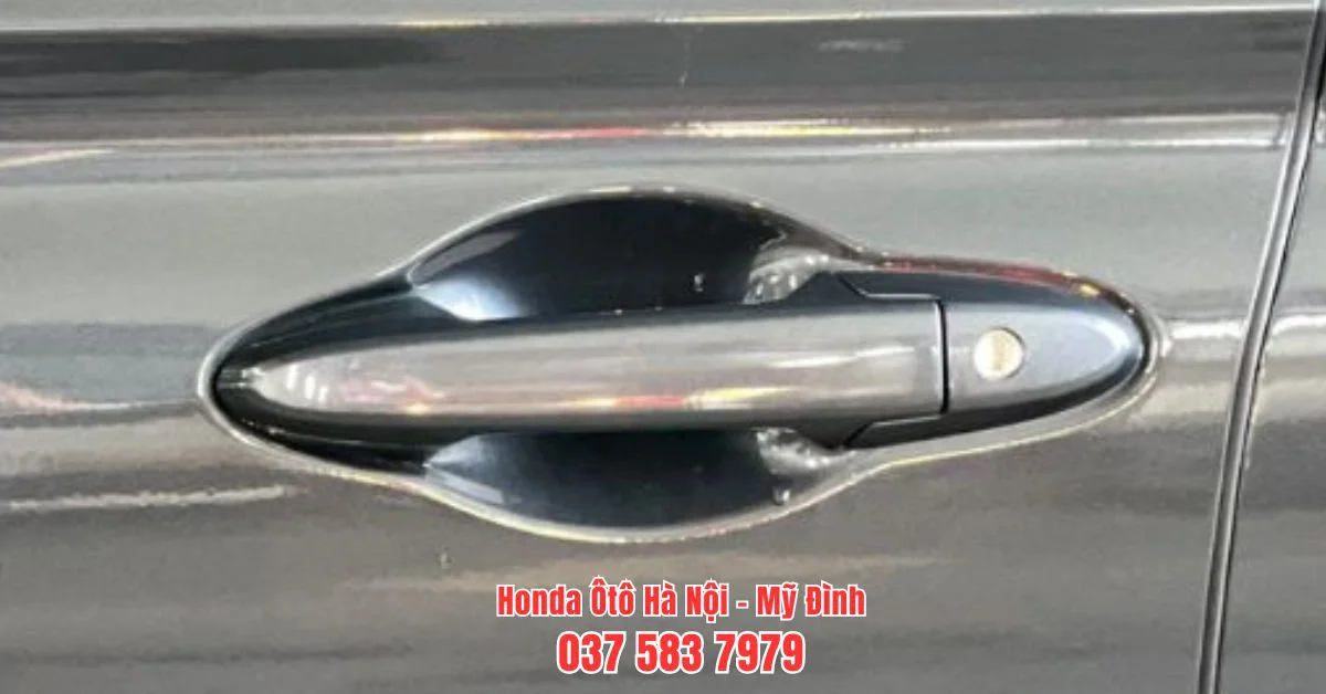 Tay nắm cửa phía trước trên xe Honda City G