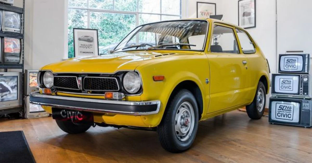 Honda Civic thế hệ đầu tiên: 1972 - 1979 (Ảnh: Sưu tầm Internet)