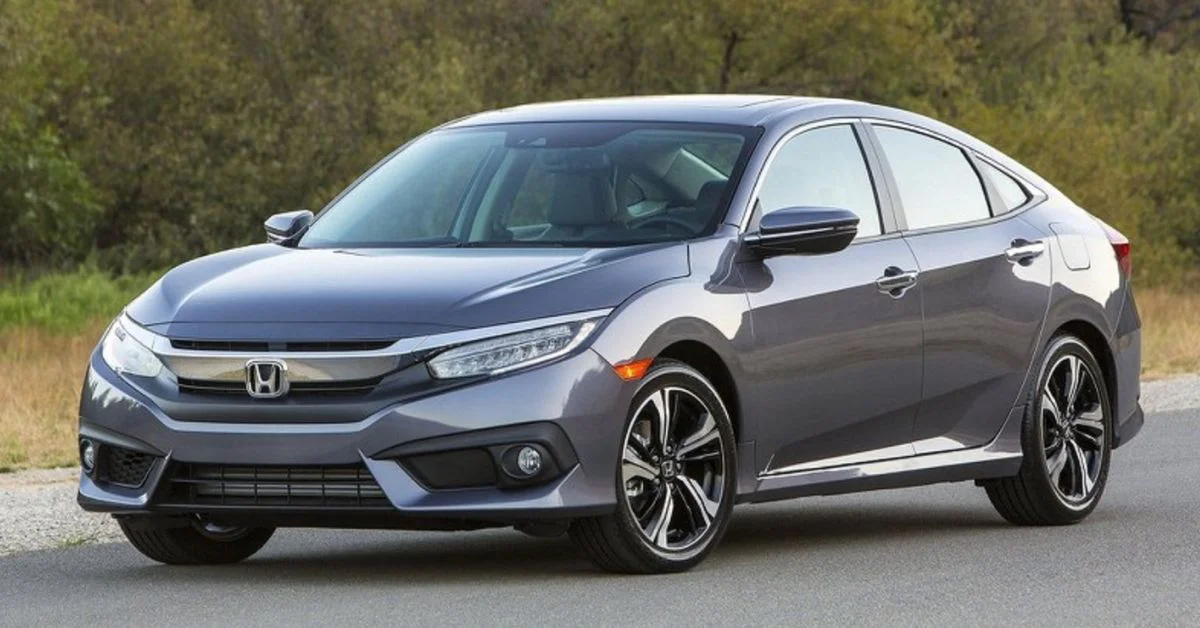 Honda Civic thế hệ thứ mười: 2015 - 2021 (Ảnh: Sưu tầm Internet)