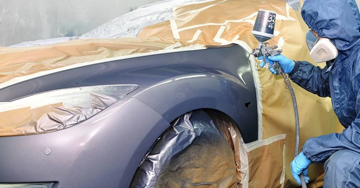 Nhiều chủ xe chọn sơn tự làm sạch khi tân trang lại ô tô (Ảnh: Sưu tầm Internet)