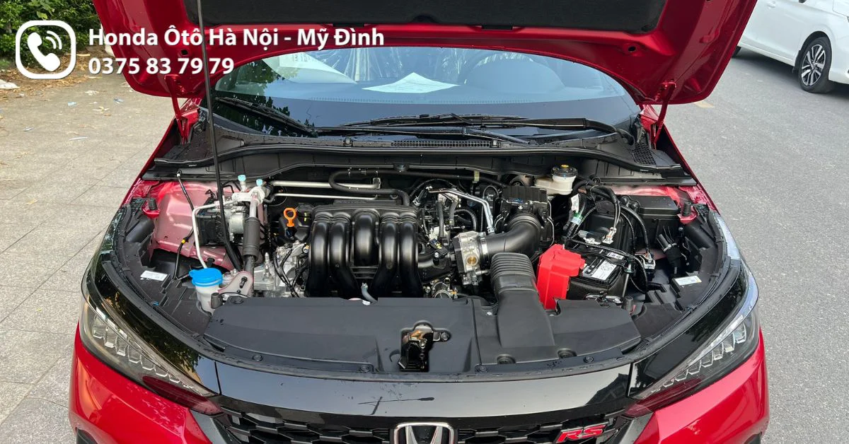 Động cơ xe Honda City RS màu đỏ vận hành mạnh mẽ cùng khả năng tăng tốc nhanh