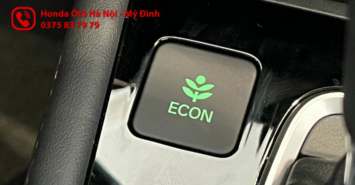 Chế độ ECON Mode giúp tiết kiệm nhiên liệu vượt trội nhờ tối ưu hóa hệ thống làm việc của động cơ, hộp số và điều hòa không khí.