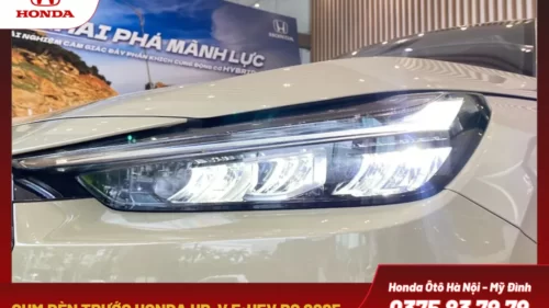 Cụm đèn trước Full LED sắc sảo, tích hợp đèn ban ngày. Công nghệ chiếu sáng LED hiện đại, tăng khả năng nhận diện.