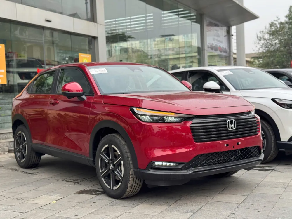 Honda HR-V màu đỏ phiên bản L