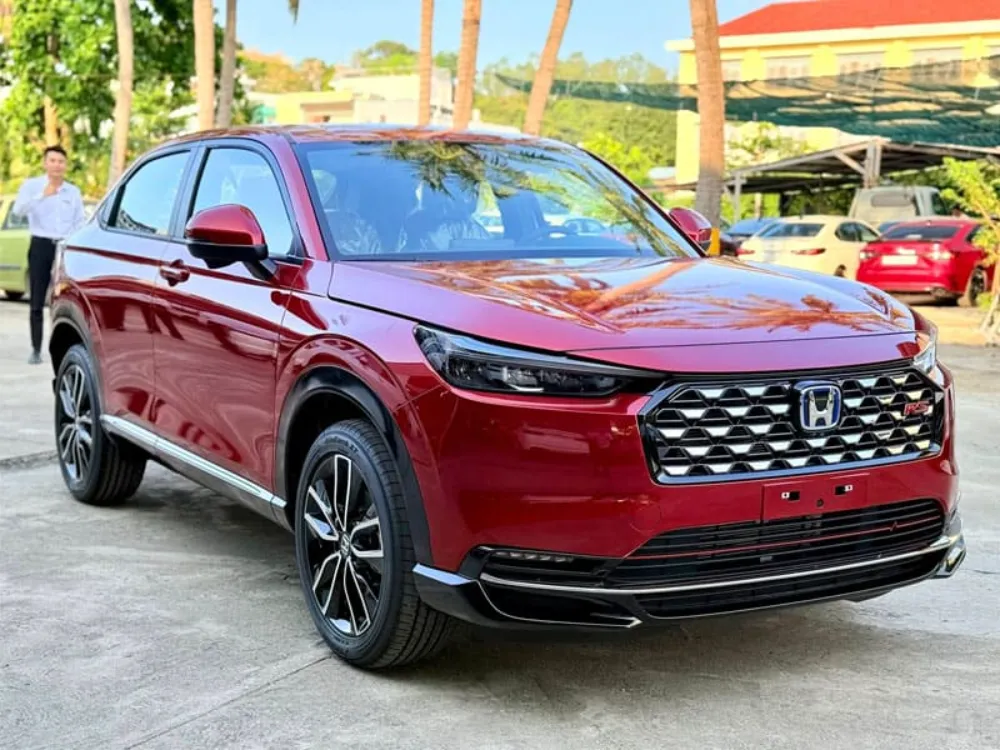 Honda HR-V màu đỏ phiên bản RS