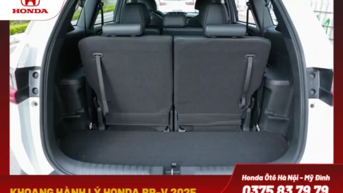 Khoang hành lý, có ngăn chia cốp tiện lợi, dung tích lên tới 244 lít.