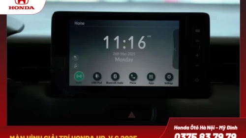 Màn hình giải trí cảm ứng 8 inch, độ phân giải cao, sắc nét. Hỗ trợ Apple CarPlay không dây và Android Auto.